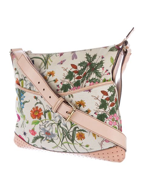 gucci season crossbody blue flowers|Gucci shopping bags.